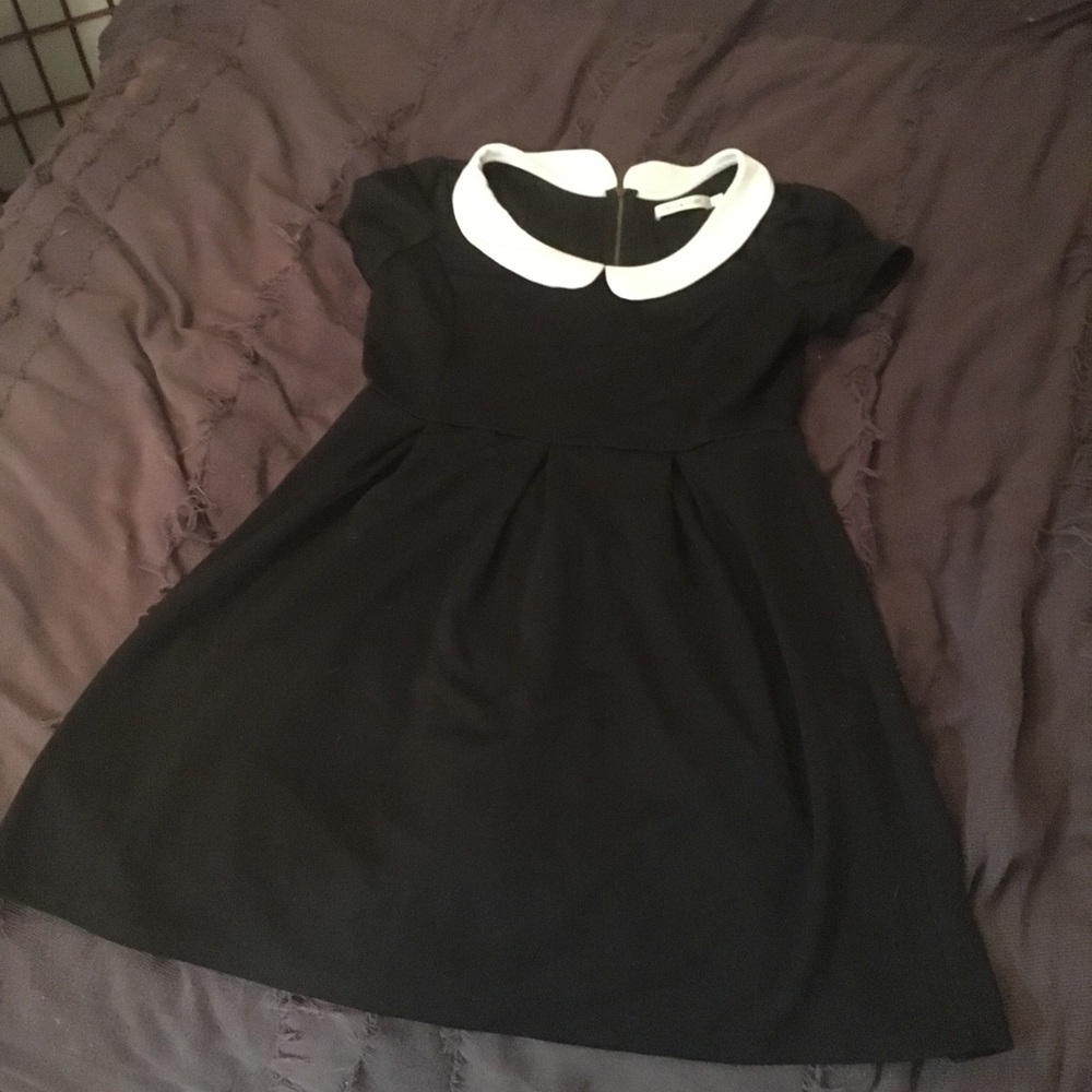 Cute mini Wednesday Adams dress Peter Pan collar